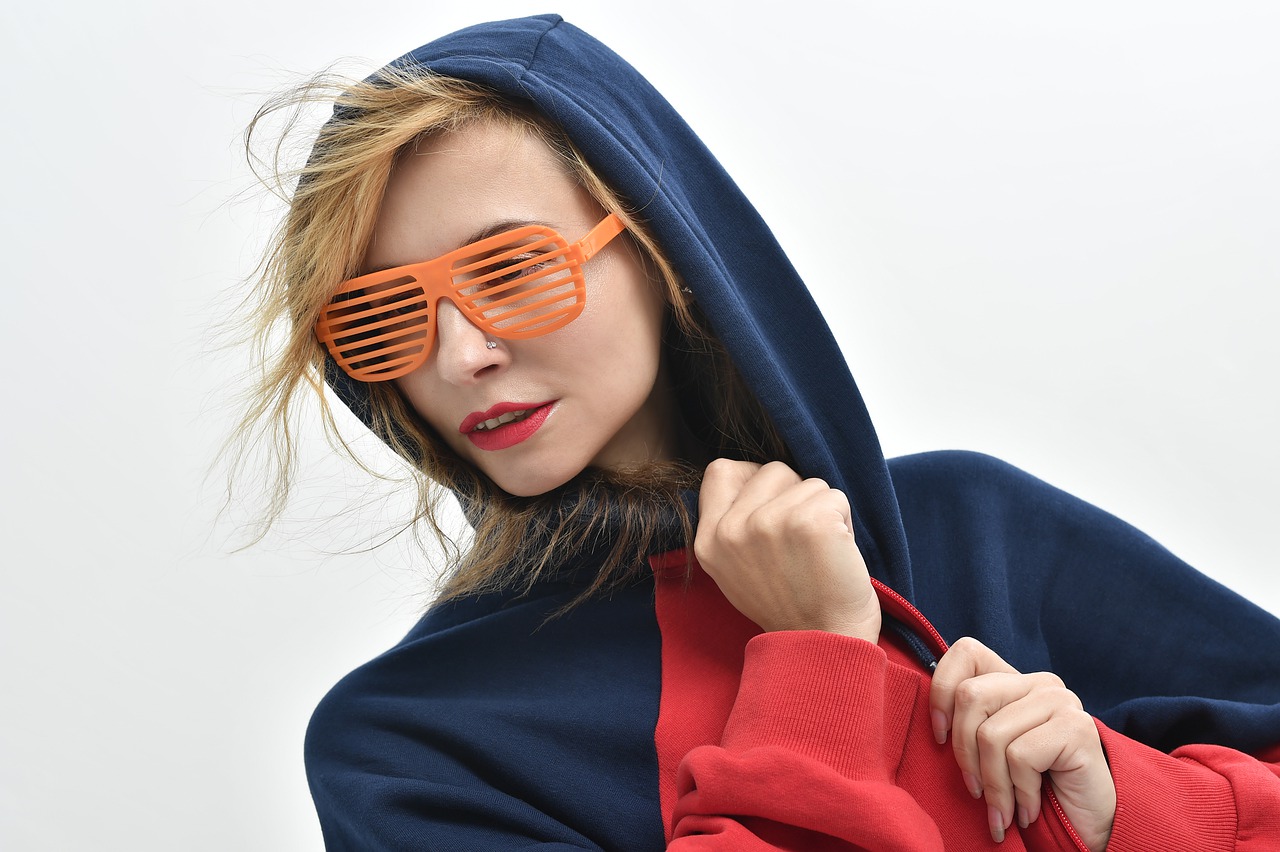 ou-trouver-un-imprimeur-numerique-francais-pour-vos-sweats-a-capuche-imprimes-osQn3hAHdK8rmi4ab1WeY0fV