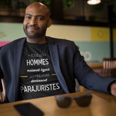 T-SHIRT MÉTIER LES MEILLEURS DEVIENNENT PARAJURISTES