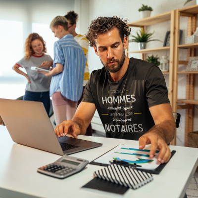 T-SHIRT MÉTIER LES MEILLEURS DEVIENNENT NOTAIRES