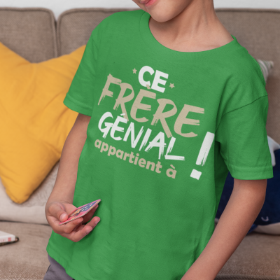 T-shirt ce frère génial appartient à (personnaliser)