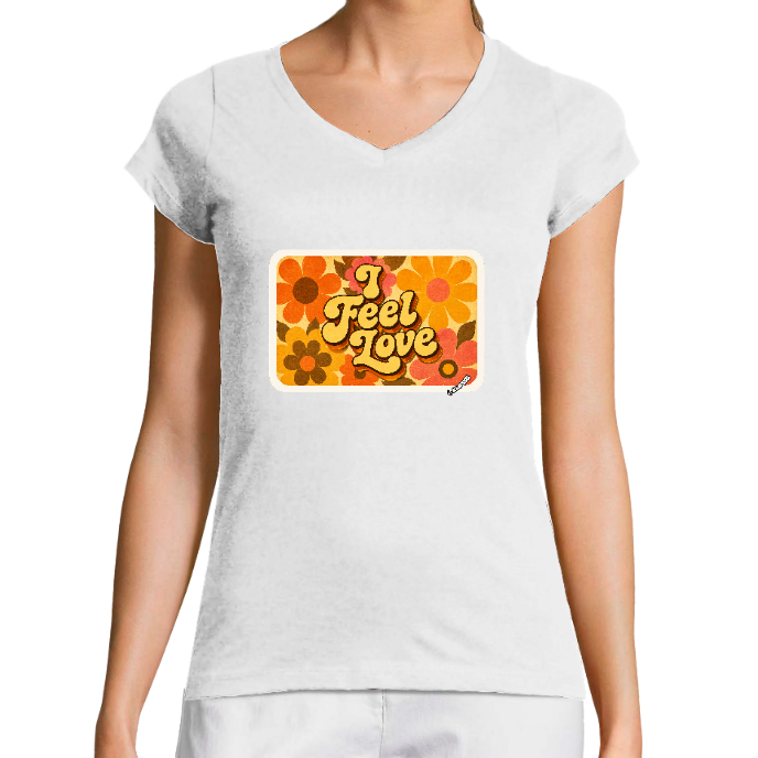 T-shirt FEMME KLASSS  "I FEEL LOVE" Vintage, coupe ajustée