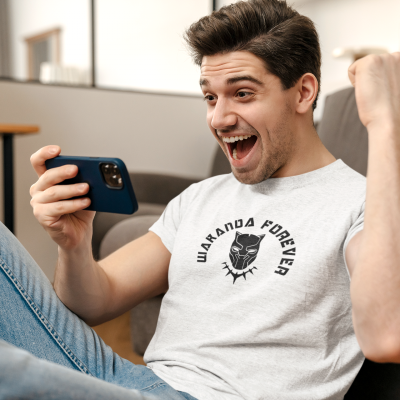 T-SHIRT WAKANDA FOREVER HOMME