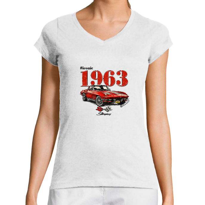 T-SHIRT FEMME COL V KLASSS VINTAGE "Iconic 1963 Corvette" - Coupe très ajustée, Style Chic automobile