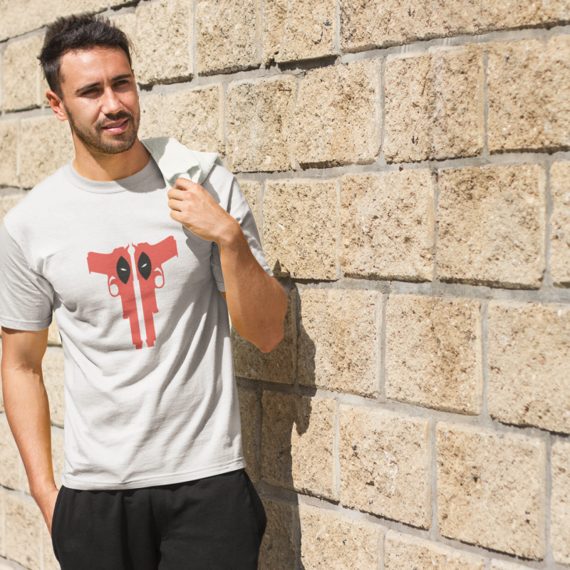 T-SHIRT TWO GUNS DEADPOOL HOMME