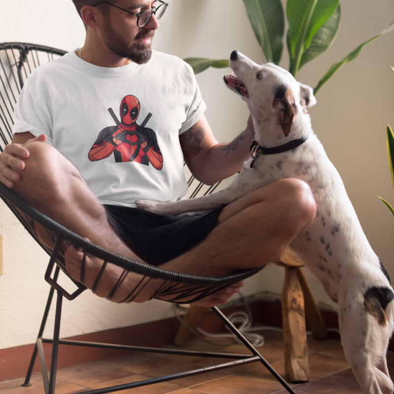 T-SHIRT DEADPOOL HEART HOMME
