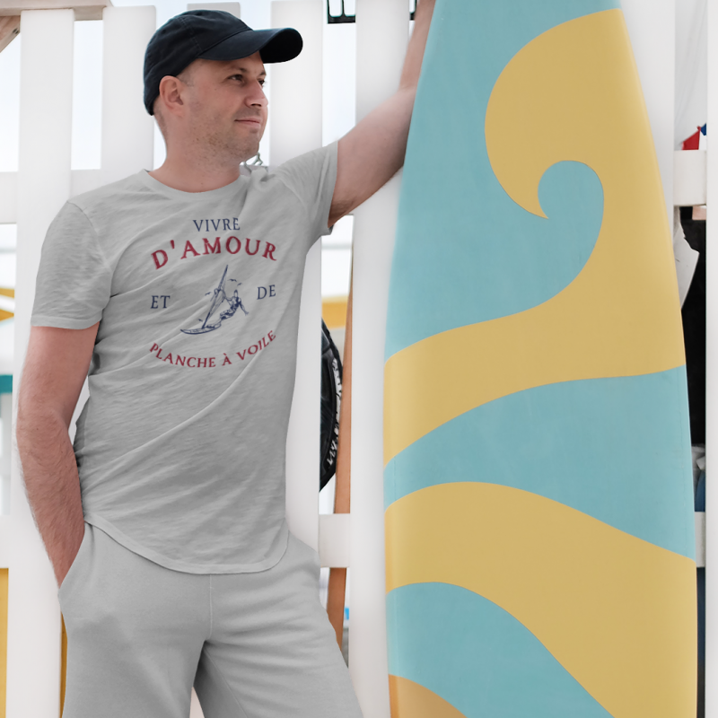 T-SHIRT VIVRE D'AMOUR ET DE PLANCHE À VOILE POUR HOMME