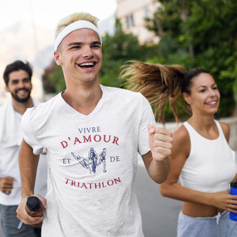 T-SHIRT VIVRE D'AMOUR ET DE TRIATHLON POUR HOMME